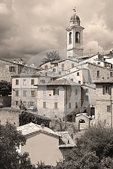 Inhabited houses in Urbania