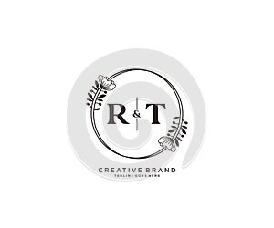 initial RT letters hand drawn feminine and floral botanical logo suitable for spa salon skin hair beauty boutique and cosmetic