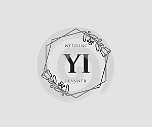 Initial YI feminine logo. Usable for Nature, Salon, Spa, Cosmetic and Beauty Logos. Flat Vector Logo Design Template Element