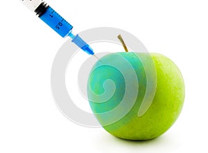 Injection in an apple