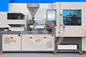 Injection molding machine photo