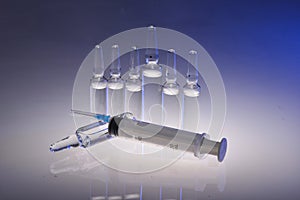 Injector squirt syringe inoculator