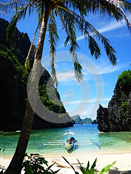 Inlet on the small islands of El Nido, Palawan, Phillipines