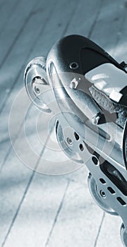 Inline freestyle roller skates