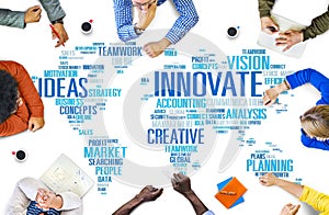 Inovácie inšpirácia tvorivosť nápady pokrok inovovať koncepčných 