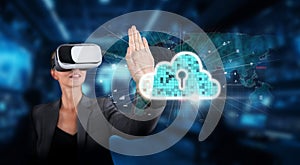 Innovative Cloud Computing Experience with Virtual Reality Technology for Secure Online Storage Solutions XDMCP