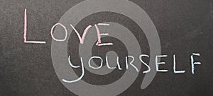 Inscription love yourself