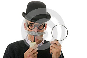 Inspector with magnifier