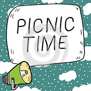 Inspiration showing sign Picnic Time. Word for period where meal taken outdoors as part of an excursion