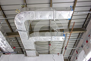 Installation of air conditioning system,Bare skin ceiling