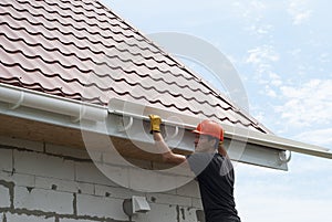 Installation of gutter system