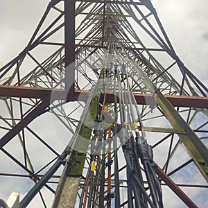 installation of transmission towers for telecommunications networks