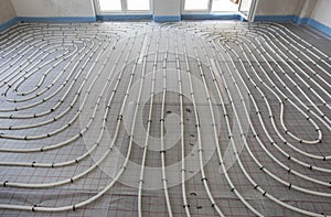 Installation of underfloor heating