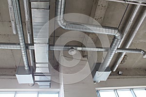 Installed rectangle air duct system