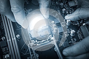 Installing central processor unit into computer motherboard