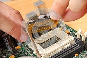 Installing computer processor