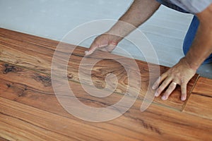 Installing laminate flooring