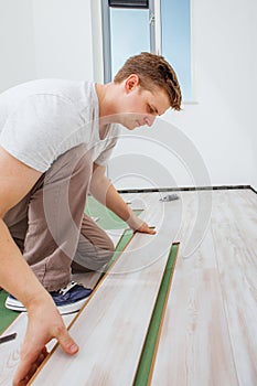 Installing laminate flooring