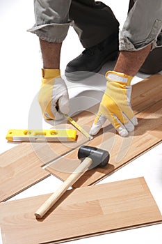 Installing wooden floor