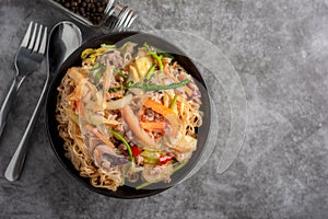 Instant Noodle Spicy Salad Thai Recipe