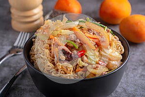 Instant Noodle Spicy Salad Thai Recipe