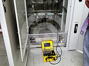 Insulation resistance testing for Load Break Switch