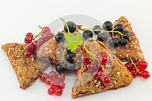 Integral biscuits with fresh fruit