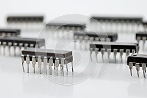 Integrated circuit microchip