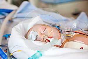 Intensive care, child