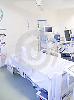 Intensive care unit with monitors