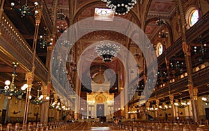Interior de la Gran Sinagoga de Budapest, HungrÃ­a