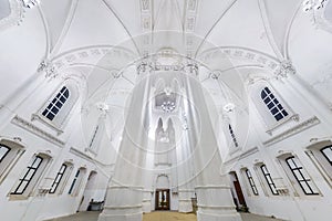 interior dome and looking up into old large choral Jewish synagogue ceiling