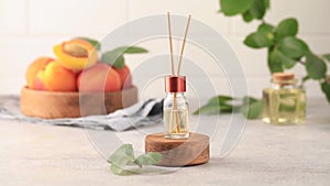 Interior perfume with apricot aroma. Puts sticks in a diffuser with aromatic