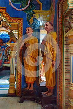 Interior of Purana Viharaya, Sri Pushparama Vihara, Buddha statues, Balapitiya, Sri Lanka