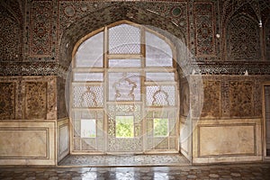 Interior Sheesh Mahal (Palace of Mirrors)