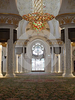 Interior of Sheikh Zayed mosque in Abu-Dhabi.