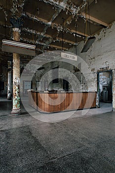 Derelict Library - Abandoned Ohio State Reformatory Prison - Mansfield, Ohio