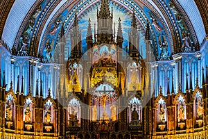 Interior view of the famous Basilique Notre-dame De Montreal photo
