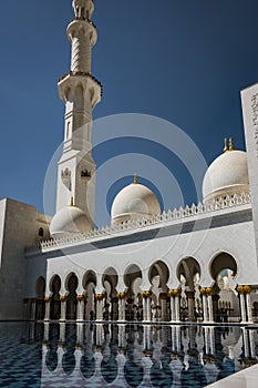 Internal courtyard of the Sheik Zayed Mosque
