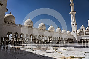 Internal courtyard of the Sheik Zayed Mosque