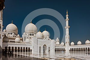 Internal courtyard of the Sheik Zayed Mosque