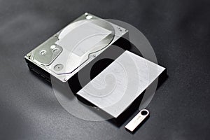 Internal harddisk External harddisk and flash drive