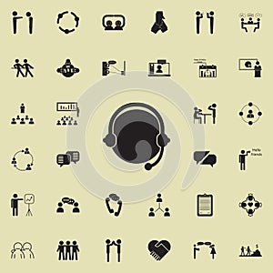 internet communication icon. Detailed set of Conversation and Friendship icons. Premium quality graphic design sign. One of the co