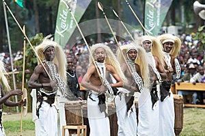 Intore dancers