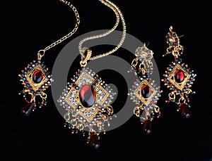 Intricate Indian Gold Jewelry