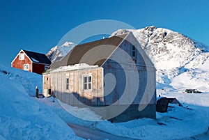 Inuit village photo