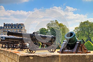Invalides mortar cannons