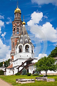 Ioanno-Bogoslovsky monastery in Poshupovo