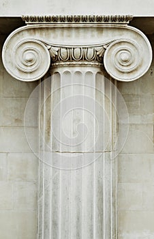 Ionic column