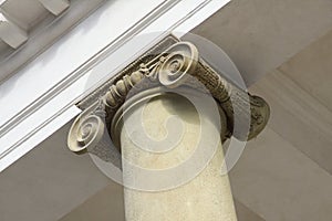 Ionic column